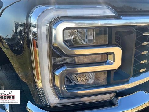 New 2025 Ford F350 Lariat w/ Lariat Ultimate Package image 15