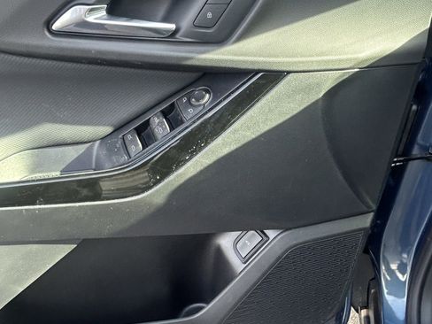 New 2026 Chevrolet Equinox LT w/ Convenience Package II image 11