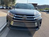 Used 2017 Toyota Highlander Limited image 5