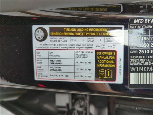 Used 2025 Mercedes-Benz GLC 300 4MATIC image 14