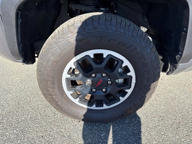 Used 2024 Toyota Tacoma TRD Off-Road AWD/4WD image 5