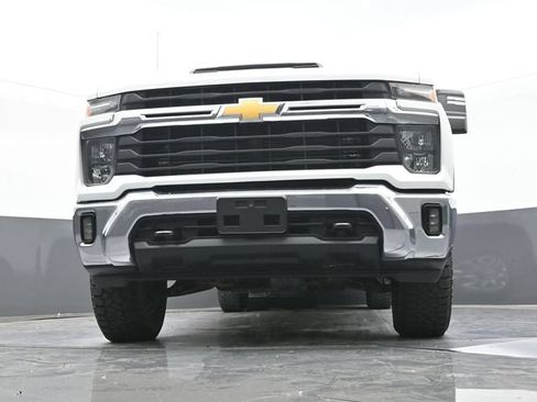Used 2024 Chevrolet Silverado 2500 LT AWD/4WD image 52