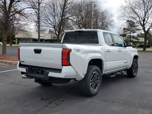 New 2026 Toyota Tacoma TRD Sport AWD/4WD image 4