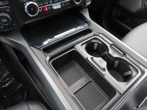 New 2026 Ford F250 Lariat w/ Lariat Premium Package image 18