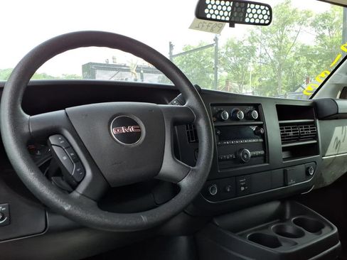 Used 2024 GMC Savana 2500 w/ Driver Convenience Package RWD image 10