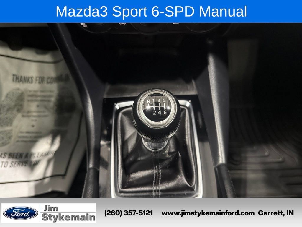 Used 2018 MAZDA MAZDA3 Sport FWD image 3