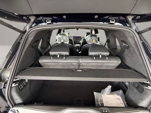 Used 2026 BMW X7 xDrive40i w/ M Sport Package image 24