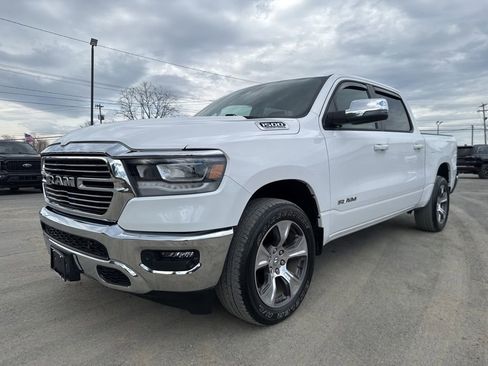 Used 2023 RAM 1500 Laramie AWD/4WD image 7