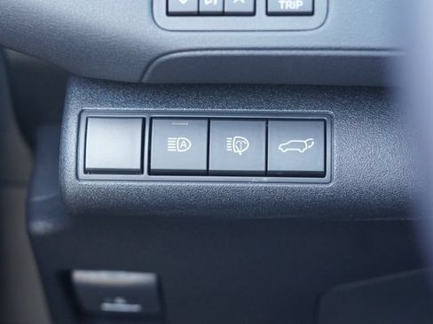 Certified 2026 Toyota bZ FWD image 20