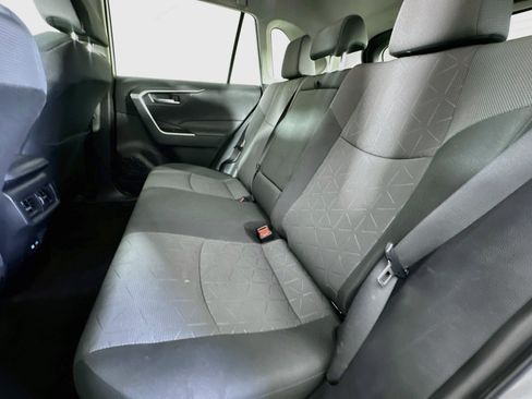 Used 2023 Toyota RAV4 XLE AWD/4WD image 28