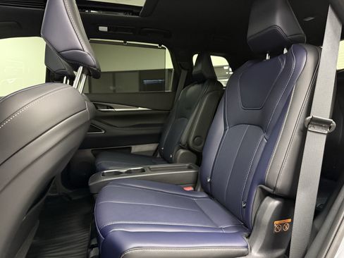 Certified 2026 INFINITI QX60 Sport w/ Dark Cargo Package AWD/4WD image 15