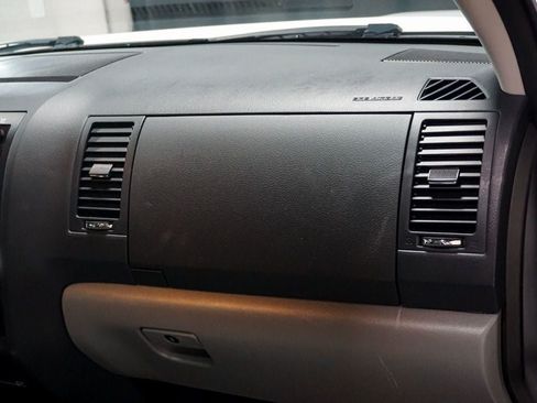 Used 2022 Toyota Sequoia Platinum AWD/4WD image 67