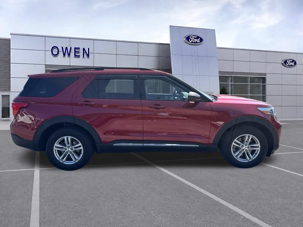 Used 2021 Ford Explorer XLT w/ Equipment Group 202A AWD/4WD image 7