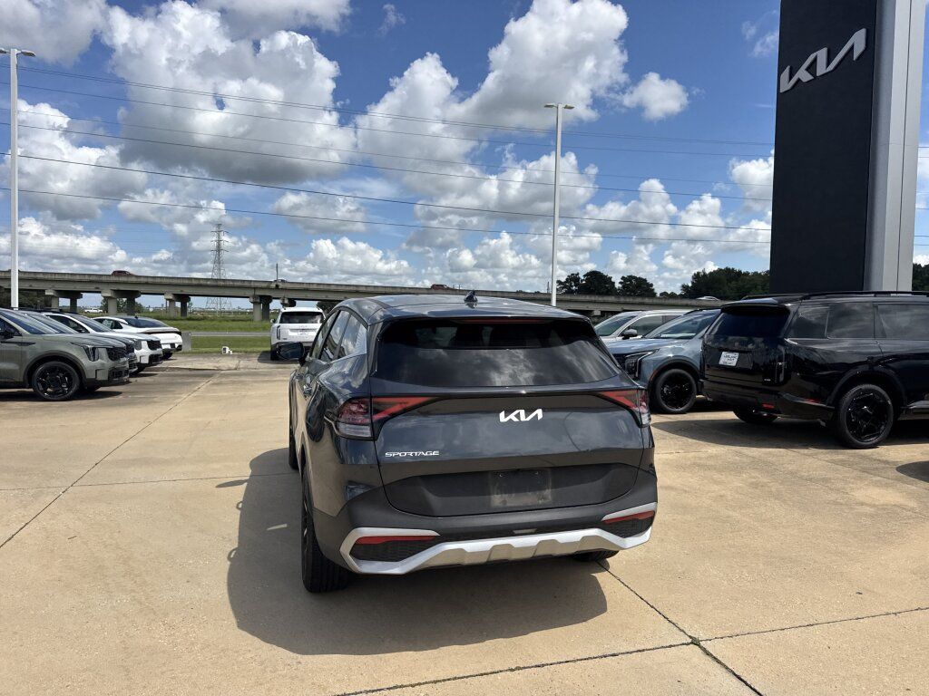 Certified 2024 Kia Sportage EX FWD image 21