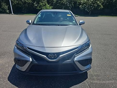 Used 2024 Toyota Camry SE FWD image 2