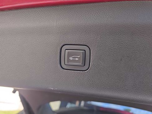 Used 2019 Buick Enclave Premium w/ Experience Buick Package image 31