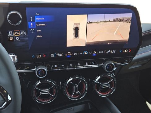 New 2025 Chevrolet Blazer EV RS image 19