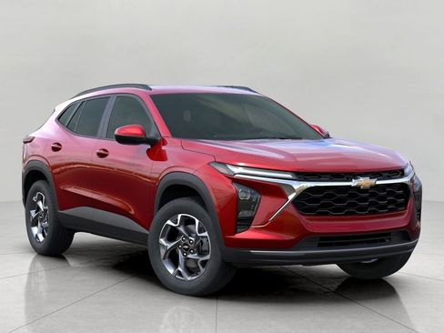 New 2026 Chevrolet Trax LT w/ Driver Confidence Package FWD image 7