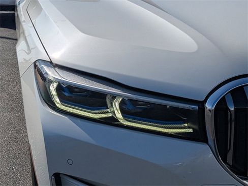 Used 2020 BMW ALPINA B7 xDrive image 10