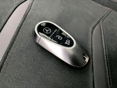 Used 2026 Mercedes-Benz C 43 AMG 4MATIC Sedan image 12