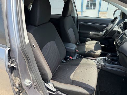 Used 2017 Mitsubishi Outlander Sport ES AWD/4WD image 18