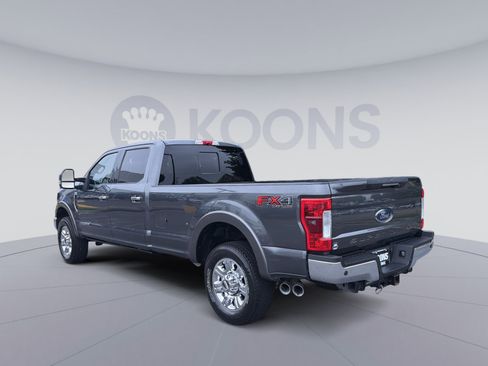 Used 2017 Ford F350 Lariat w/ Lariat Ultimate Package AWD/4WD image 4