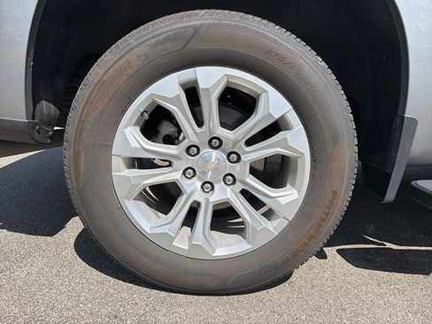 Used 2024 Chevrolet Silverado 1500 LTZ w/ Technology Package AWD/4WD image 11