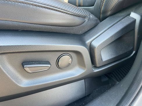 Used 2022 Ford Ranger Lariat w/ Equipment Group 501A High image 19