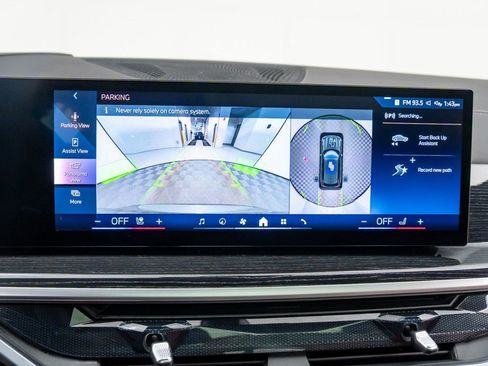 Certified 2025 BMW X5 xDrive40i w/ Executive Package image 25