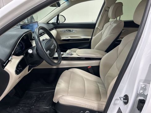 Used 2022 Genesis GV70 2.5T image 10