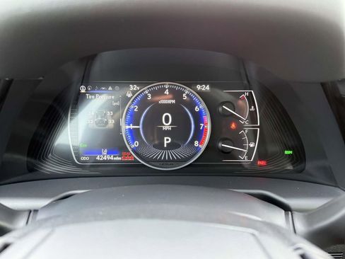 Used 2025 Lexus ES 350 Premium image 29