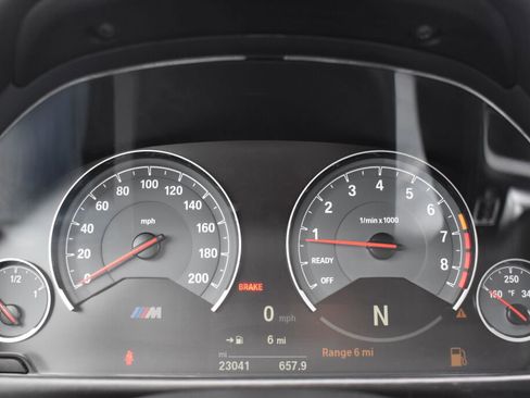 Used 2019 BMW M4 CS w/ Executive Package image 19