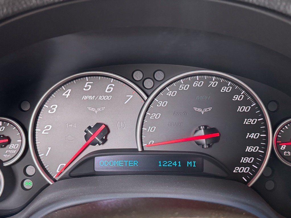 Used 2009 Chevrolet Corvette Coupe w/ Preferred Equipment Group RWD image 11