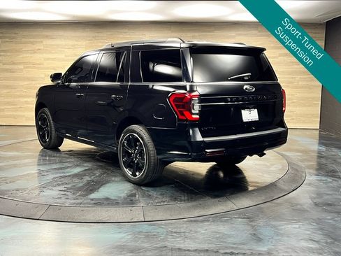 Used 2022 Ford Expedition Limited AWD/4WD image 10