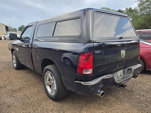 Used 2014 RAM 1500 Express RWD image 7