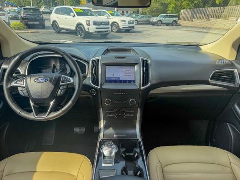Used 2020 Ford Edge SEL w/ Convenience Package FWD image 7
