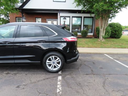 Used 2020 Ford Edge SEL AWD/4WD image 4