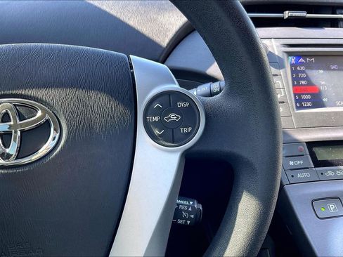 Used 2013 Toyota Prius Two image 22