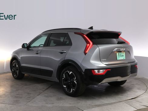 Used 2024 Kia Niro Wind FWD image 17