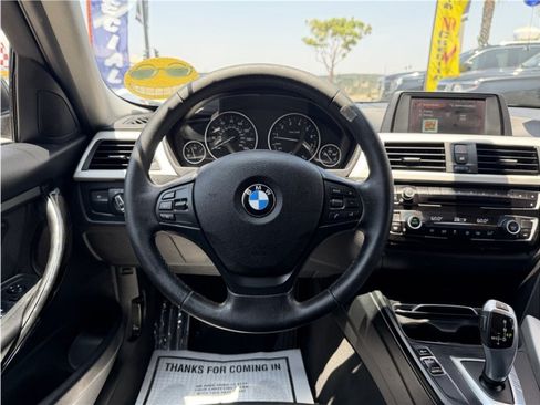 Used 2018 BMW 320i Sedan RWD image 35