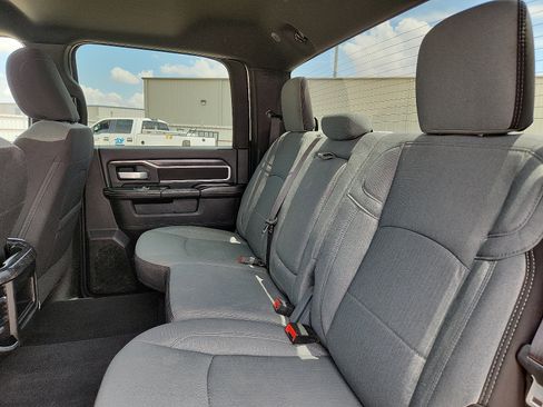 Used 2024 RAM 2500 Big Horn w/ Off Road Package AWD/4WD image 10