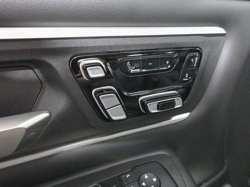 New 2026 RAM 1500 Tungsten w/ Trailer Tow Group image 11