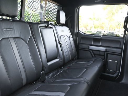 Used 2019 Ford F450 Platinum w/ Platinum Ultimate Package image 15