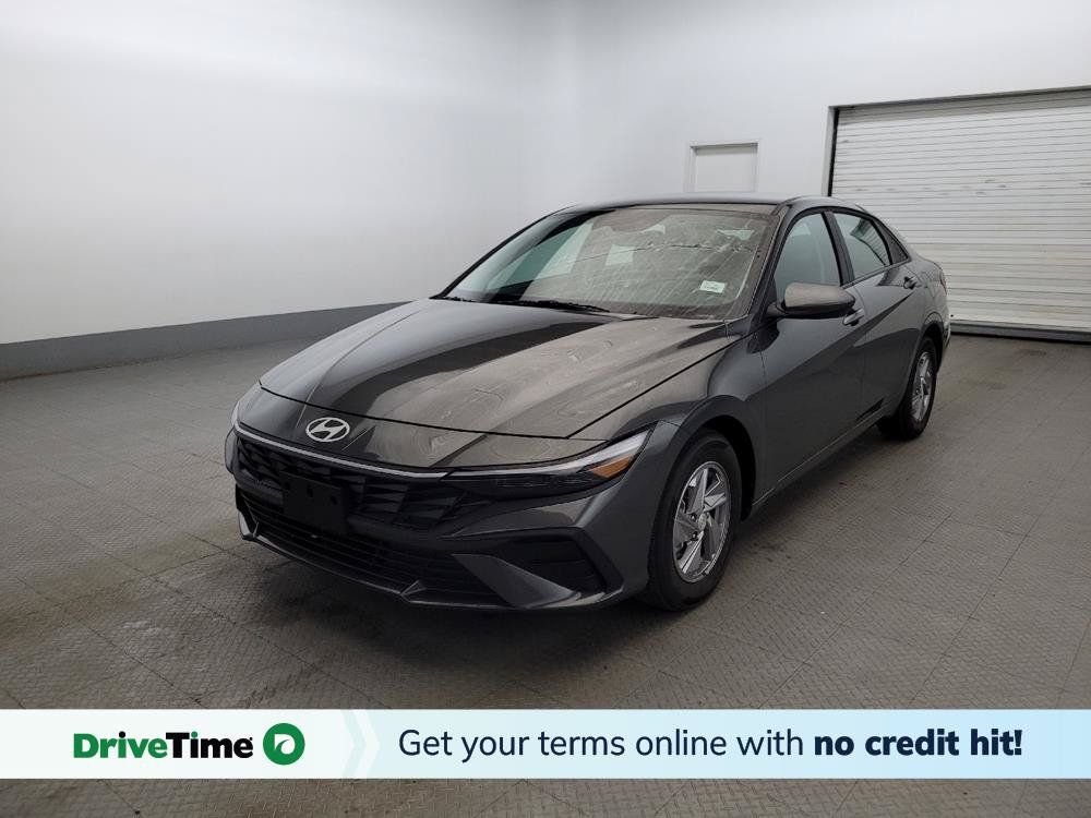 Used 2025 Hyundai Elantra SE FWD image 1