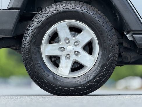 Used 2016 Jeep Wrangler Unlimited Sport w/ Quick Order Package 24S AWD/4WD image 20