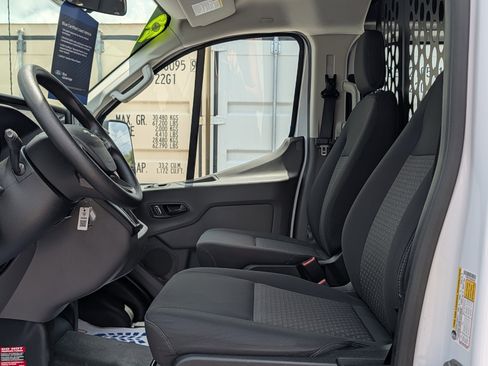 Used 2025 Ford Transit 250 Low Roof w/ Exterior Upgrade Package RWD image 17