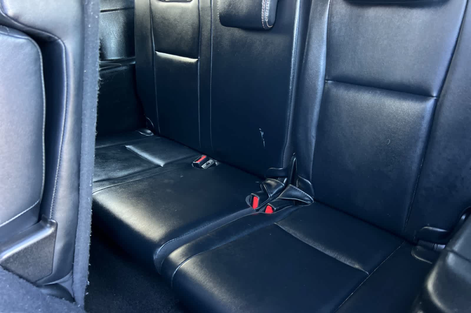 Used 2018 Toyota Highlander XLE FWD image 16