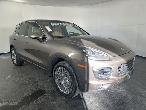 Used 2016 Porsche Cayenne S w/ Premium Plus Package image 2
