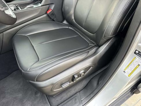 New 2025 Jeep Grand Cherokee L Limited w/ Black Appearance Package RWD image 12