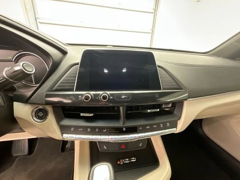 Used 2021 Cadillac CT4 Luxury w/ Sun And Sound Package RWD image 12